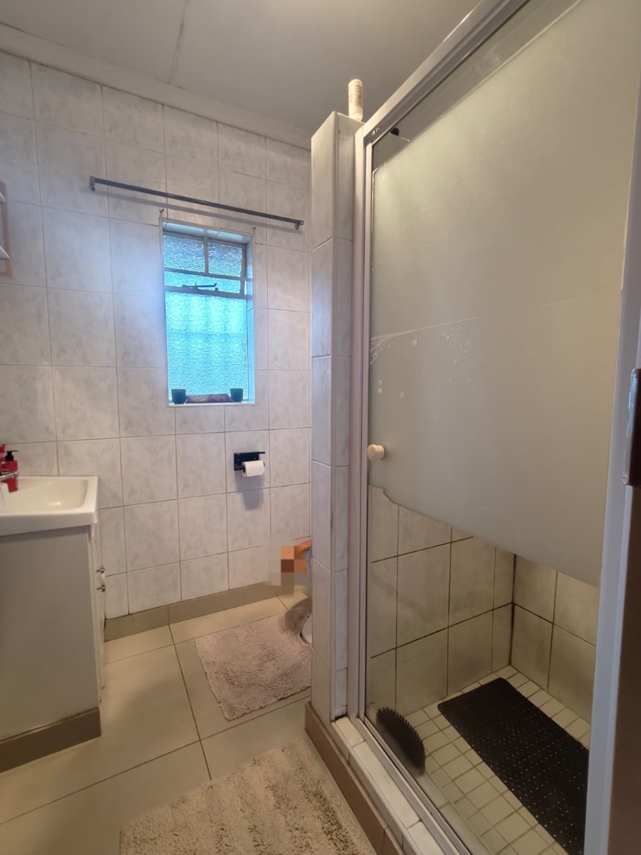 To Let 4 Bedroom Property for Rent in Vaalpark Free State